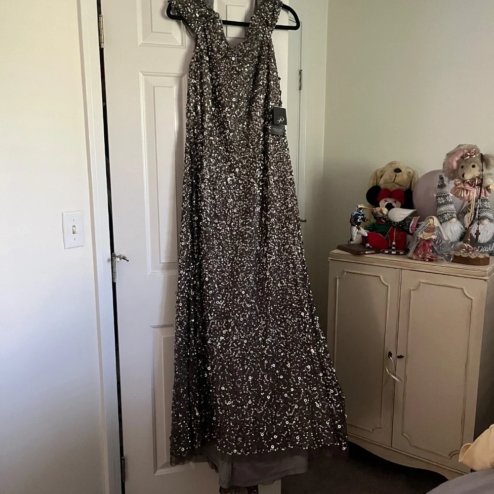 Adrianna Pepprel sequin dress/gown - Picture 4 of 4